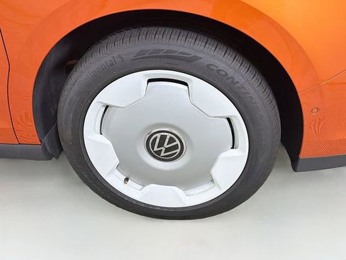 New 2025 Volkswagen ID. Buzz 1st Edition image 31