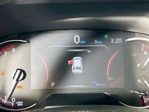 Used 2025 Toyota RAV4 XLE w/ Convenience Package FWD image 22