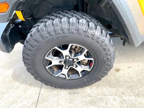Used 2021 Jeep Wrangler Unlimited Rubicon AWD/4WD image 9