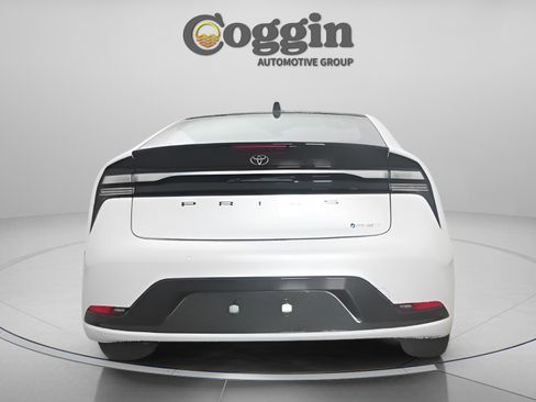 New 2026 Toyota Prius Plug-In Hybrid image 15