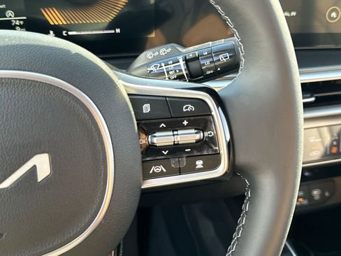 Used 2025 Kia Sorento S w/ Panoramic Sunroof Package image 20