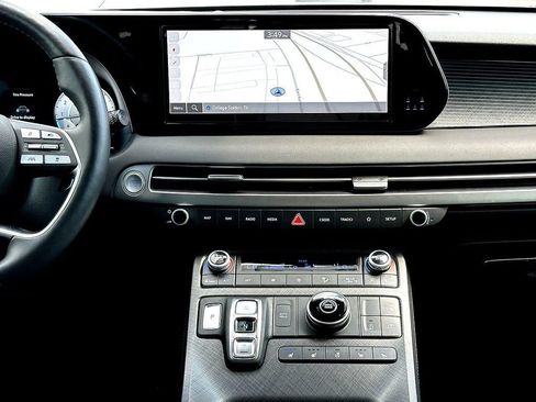 Used 2024 Hyundai Palisade Limited FWD image 33