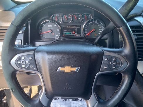 Used 2015 Chevrolet Suburban LT AWD/4WD image 12
