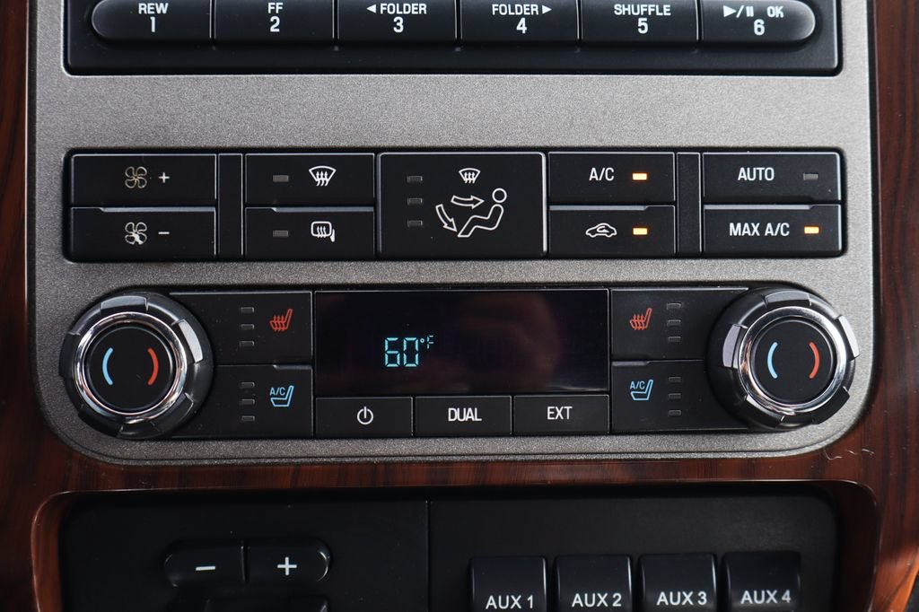 Used 2011 Ford F250 Lariat w/ Lariat Interior Pkg AWD/4WD image 35