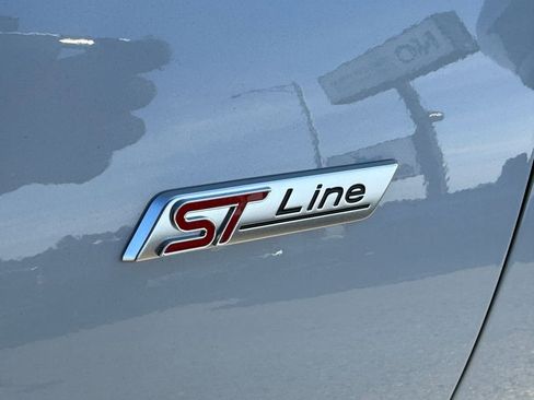 Used 2025 Ford Escape ST-Line Elite AWD/4WD image 19