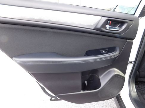 Used 2016 Subaru Outback 2.5i Premium image 10