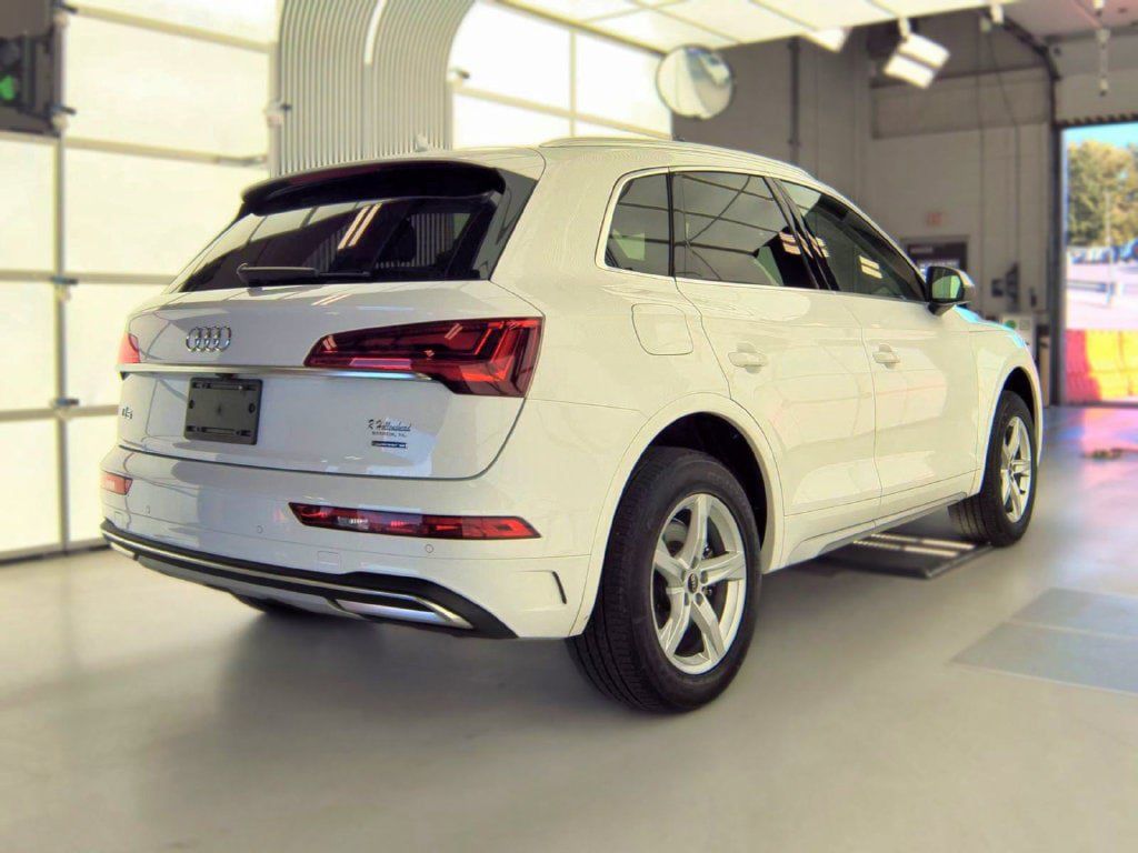 Used 2021 Audi Q5 2.0T Premium AWD/4WD image 7
