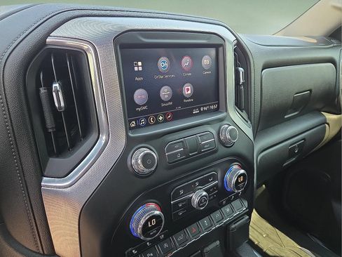 Used 2020 GMC Sierra 1500 SLT RWD image 7