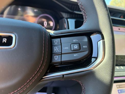 New 2025 Jeep Wagoneer S Limited AWD/4WD image 29