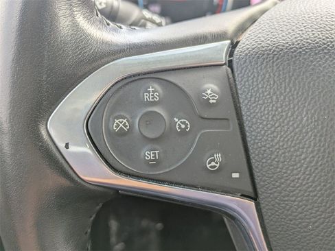 Used 2020 Chevrolet Traverse RS image 11