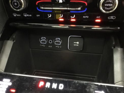 Used 2023 Jeep Grand Cherokee L Overland AWD/4WD image 30