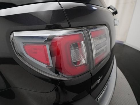 Used 2014 GMC Acadia Denali image 34