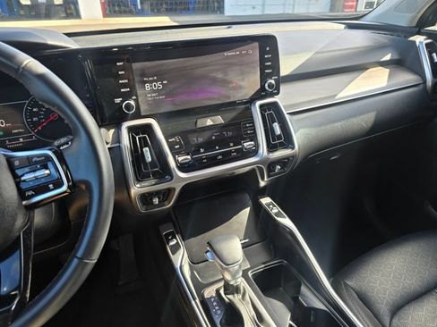 Certified 2023 Kia Sorento X-Line EX AWD/4WD image 28