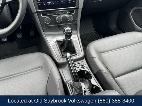 Used 2018 Volkswagen Golf SE FWD image 15