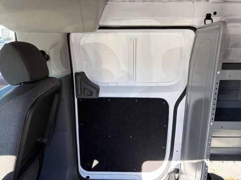 Used 2021 Nissan NV200 SV FWD image 32
