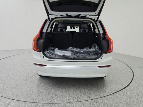 New 2025 Volvo XC90 T8 Plus w/ Protection Package Premier image 23