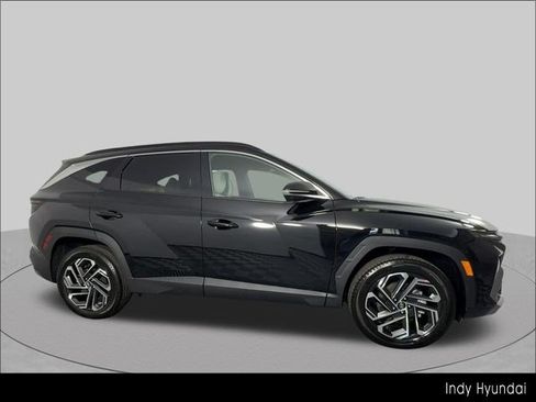 Certified 2026 Hyundai Tucson Limited AWD/4WD image 12