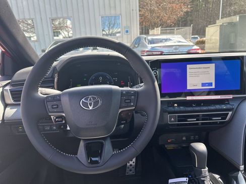 New 2026 Toyota Camry SE image 11