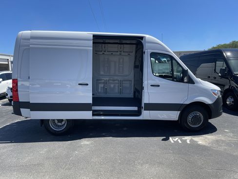 New 2026 Mercedes-Benz Sprinter 3500 image 4