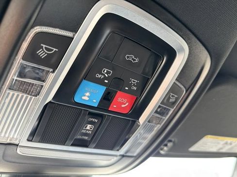 Used 2025 RAM 1500 Big Horn AWD/4WD image 20