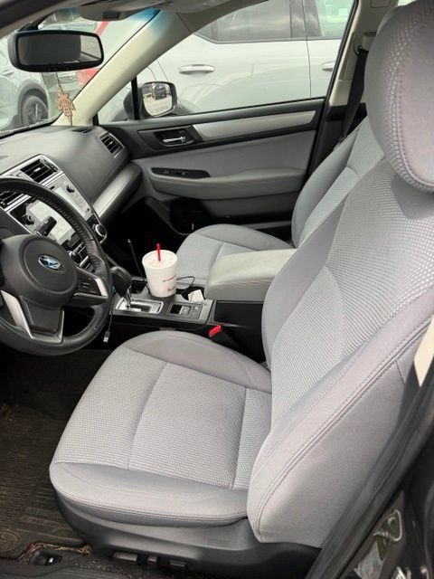 Used 2018 Subaru Legacy 2.5i Premium AWD/4WD image 6