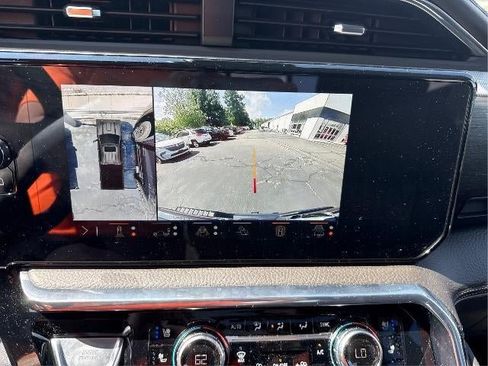 Certified 2025 GMC Sierra 2500 Denali w/ Denali Reserve Package AWD/4WD image 15