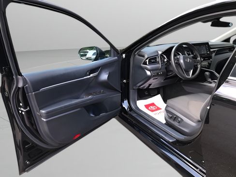 Used 2024 Toyota Camry LE FWD image 13