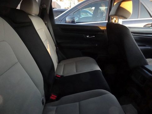 Used 2023 Honda CR-V EX image 9