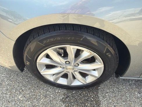 Used 2024 Chevrolet Malibu LT FWD image 10