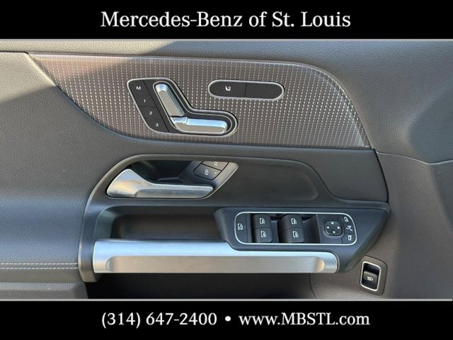 Certified 2023 Mercedes-Benz EQB 300 4MATIC w/ Driver Assistance Package image 18