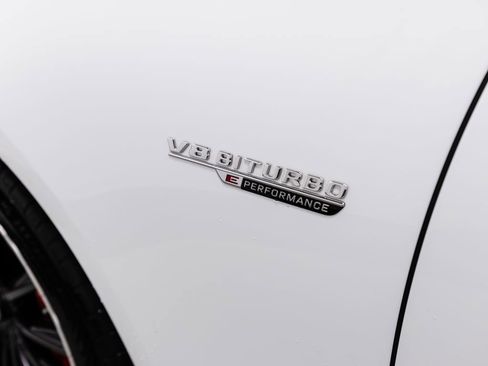 Used 2025 Mercedes-Benz S 63 AMG S image 39