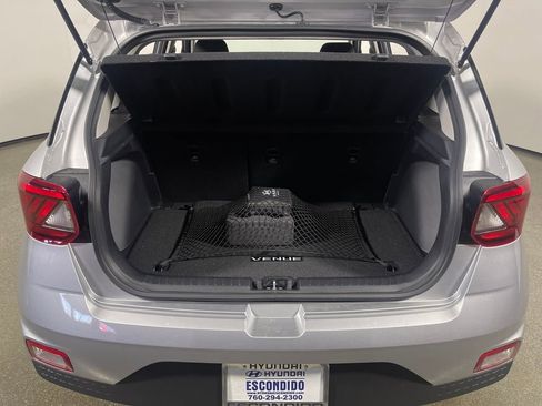 New 2025 Hyundai Venue SEL image 10