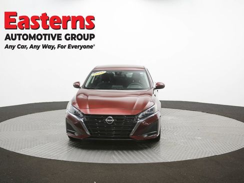 Used 2023 Nissan Altima 2.5 SV FWD image 52