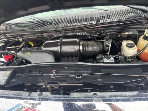 Used 2009 Ford E-250 and Econoline 250 RWD image 22