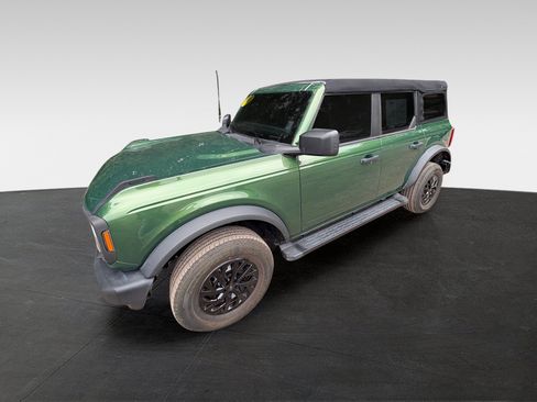 Used 2023 Ford Bronco 4-Door AWD/4WD image 5