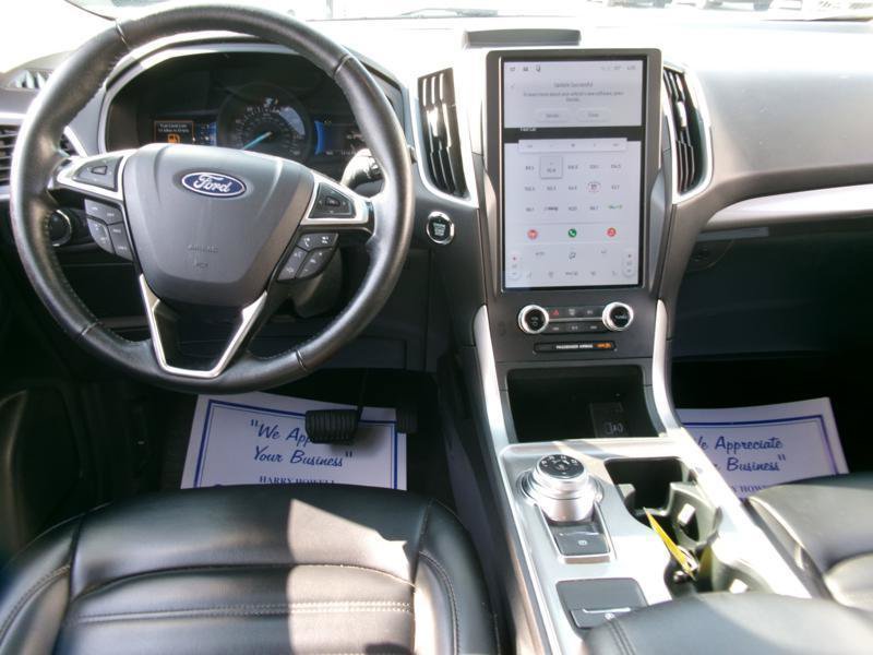 Used 2024 Ford Edge SEL AWD/4WD image 11