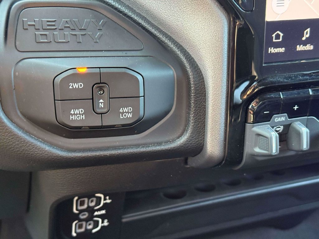 Used 2025 RAM 2500 Big Horn AWD/4WD image 21