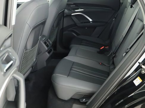 New 2025 Audi Q5 Premium Plus image 27