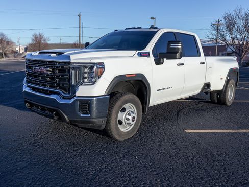 Used 2020 GMC Sierra 3500 4x4 Crew Cab w/ Gooseneck/5TH Wheel Package image 8