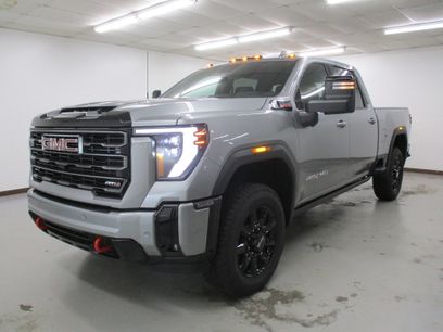 New 2025 GMC Sierra 2500 AT4 w/ AT4 Premium Plus Package