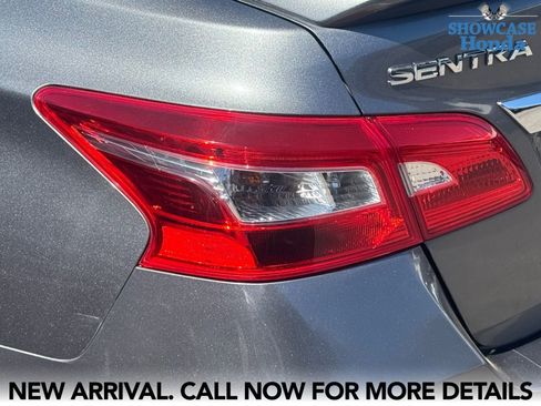 Used 2019 Nissan Sentra S FWD image 11