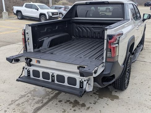 New 2026 Chevrolet Silverado EV Trail Boss w/ Plus Package image 13