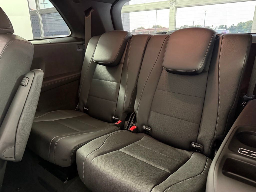 Certified 2025 Mercedes-Benz GLS 450 4MATIC w/ AMG Line Exterior image 43