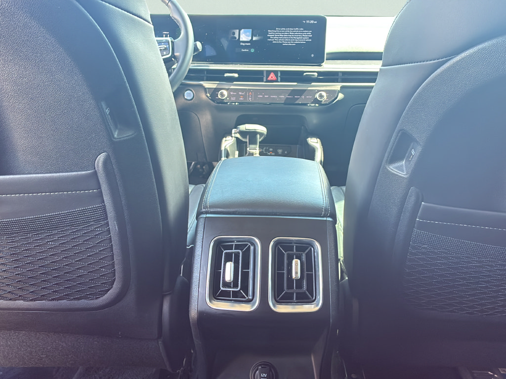 Used 2025 Kia Sorento S FWD image 26