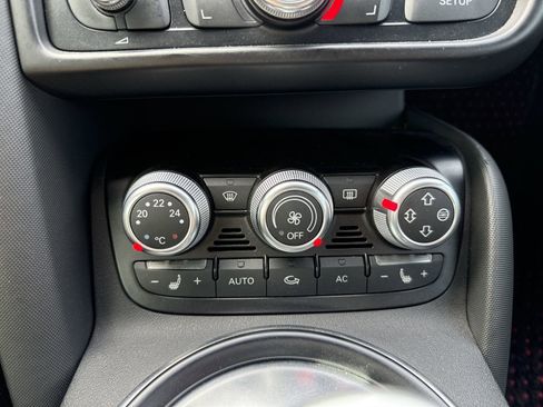 Used 2012 Audi R8 V8 AWD/4WD image 19