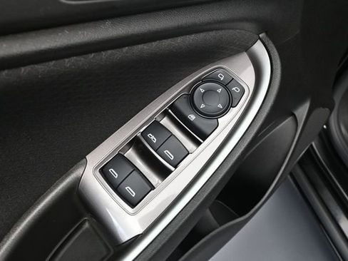 Used 2023 Chevrolet Malibu LT FWD image 18
