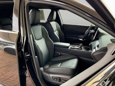 Used 2026 Lexus RX 350 Premium w/ Convenience Package FWD image 8