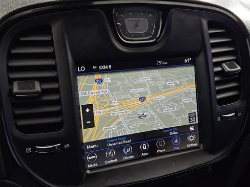 Used 2023 Chrysler 300 S RWD image 10