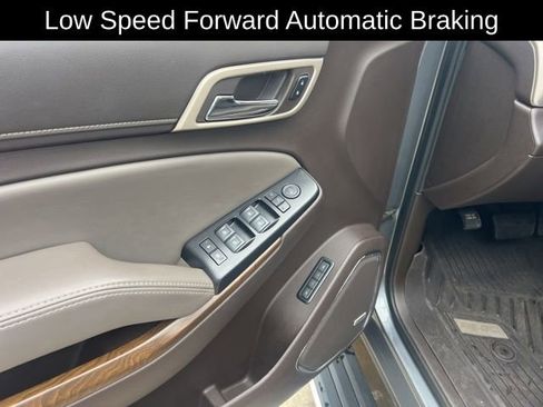 Used 2019 GMC Yukon Denali w/ Denali Ultimate Package image 32