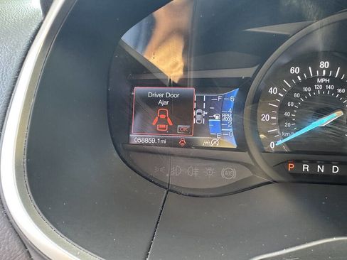 Used 2021 Ford Edge SE w/ Cargo Accessory Package image 21